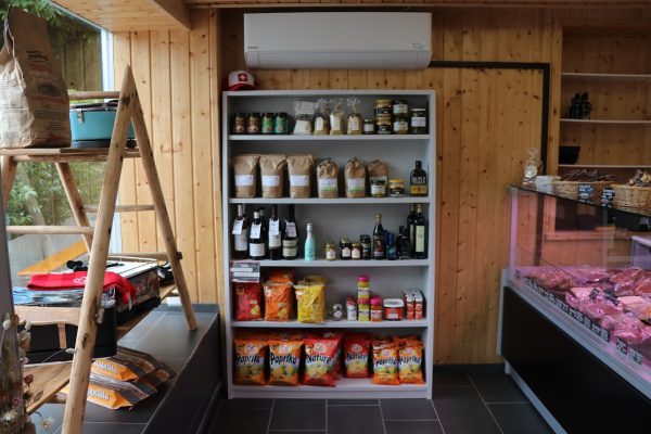 Metzgerei Romanshorn Trockenware im Innenbereich